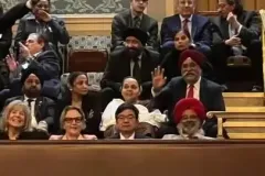 APS-President-Gary-Sikka-_-Ravinder-Sikka-Sr.-Vice-President-Mohinder-Taneja-at-Gallary-of-Capital-Hill-Washington-DC